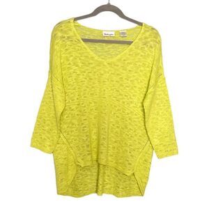 Patchington sweater light weight womens size medium 100% acrylic yellow